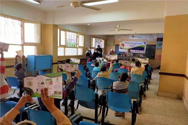 بدء حملات التوعية بترشيد استهلاك المياه بمدارس محافظه قـنا  