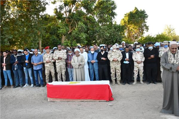 محافظ أسوان ينعى شهيد الواجب الوطنى " أحمد جمال "