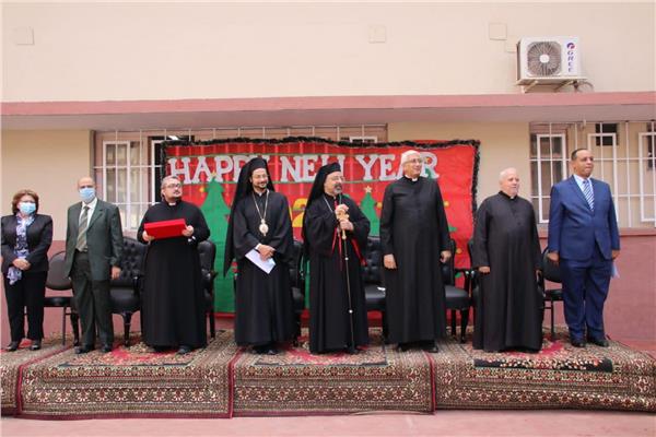 بطريرك الكاثوليك يزور مدارس سان چورچ 