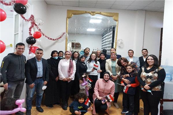 تنسيقية شباب الأحزاب تحتفل بأسر الشهداء 
