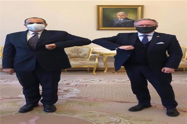 جانب من اللقاء