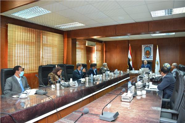  مجلس جامعة الأقصر يقرر إعفاء طلاب حلايب وشلاتين من المصروفات الدراسية 