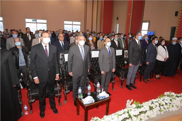 محافظ سوهاج يفتتح مؤتمر