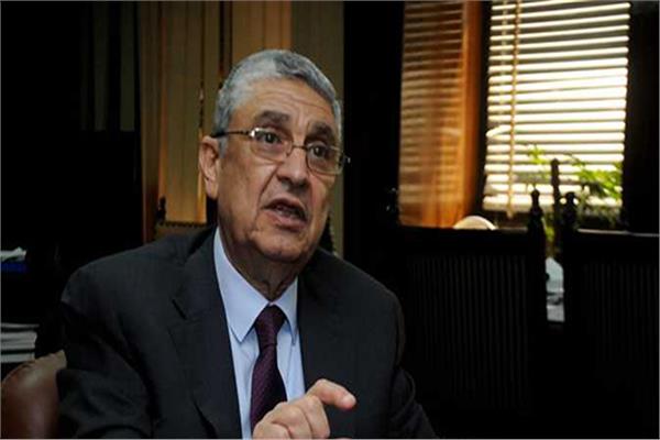  وزير الكهرباء والطاقة د.محمد شاكر