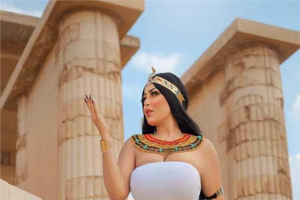  سلمى الشيمى فتاة  فوتوسيشن سقارة