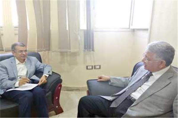  د. جمال شيحة خلال حواره مع «الأخبار»