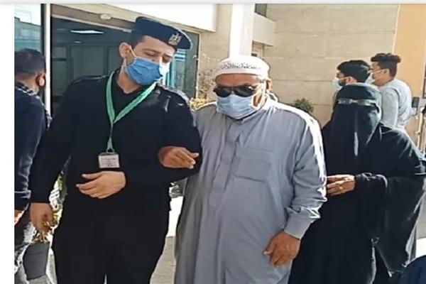 كبار السن وذوي الاحتياجات في رعاية «الجوازات»
