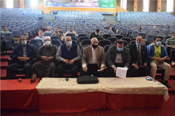 فوز١٢ طالبا فى  ختام  بطولة كمال الأجسام بجامعة سوهاج