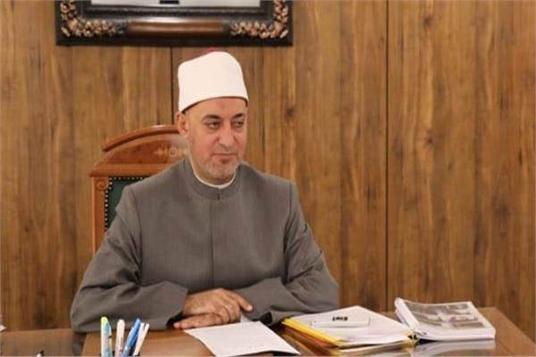 الدكتور نظير عياد 
