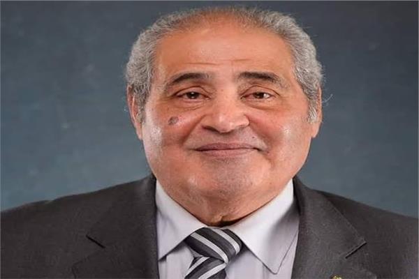نبيل فاروق