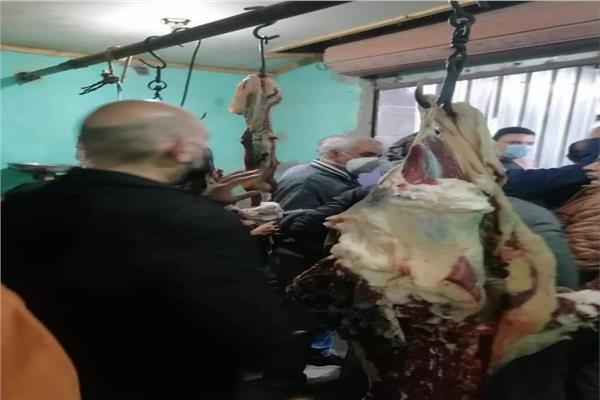 ضبط 120 كيلو لحوم مذبوحه خارج السلخانه بالمنوفيه
