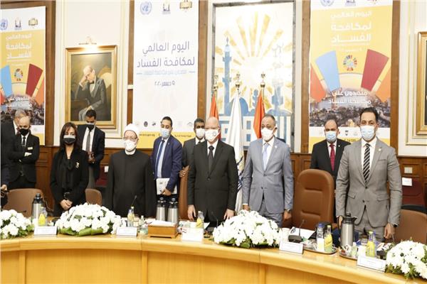 د. مايا  مرسي خلال مشاركتها بالاحتفالية 