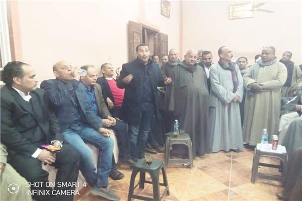 جلسة صلح بين قبيلتي الأشراف و الجبلاو