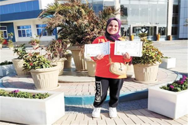  إيمان مبروك