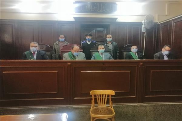 عاجل الحكم بالإعدام على المتهم بإغتصاب سيدة أمام زوجها 