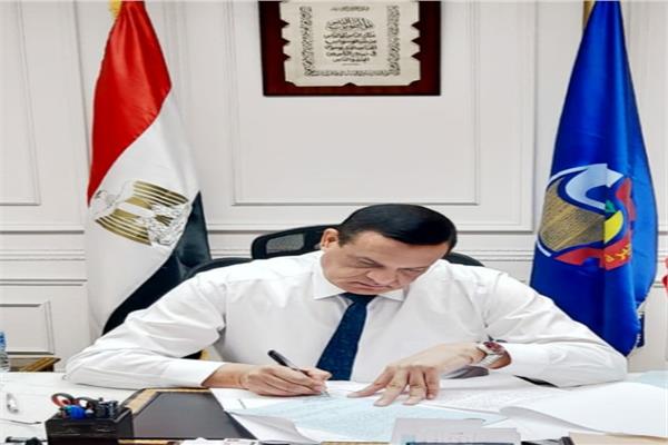 اللواء هشام آمنة محافظ البحيرة 