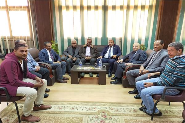 رئيس جامعة أسوان يوقع برتوكول تعاون أكاديمي مع زراعة جامعة أسيوط 