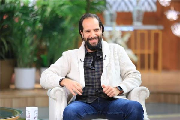 أحمد أمين