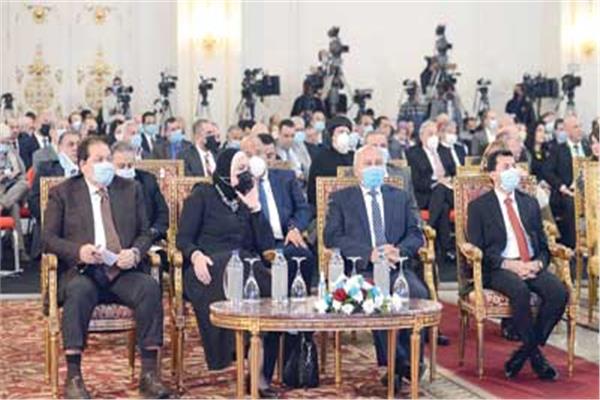 القنوات والمواقع الأخبارية حرصت على تغطية فعاليات المؤتمر