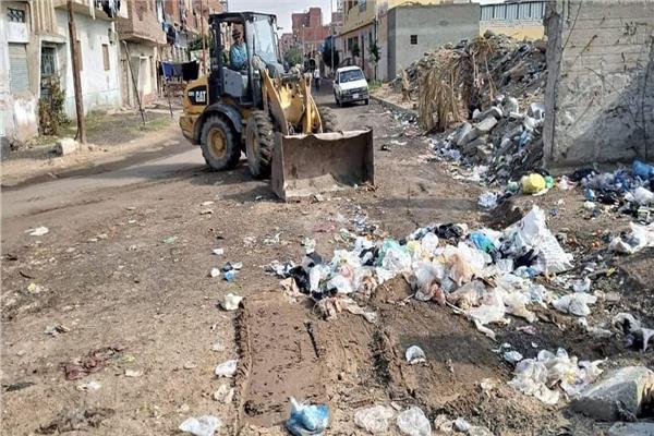 رفع 40طن قمامة بقرية الضبعية بالاسماعيلية