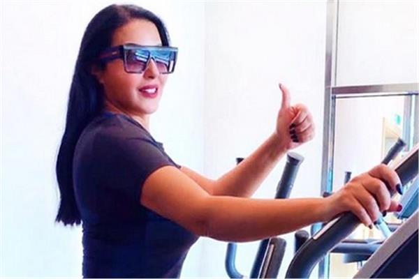 الفنانة سمية الخشاب 