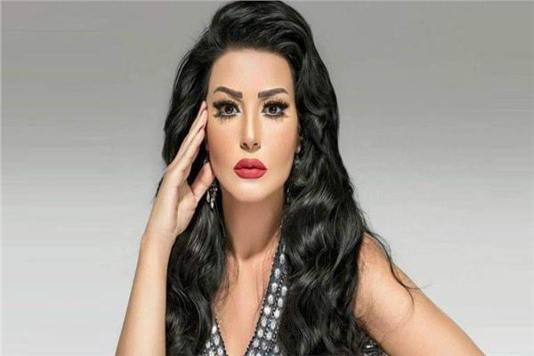 سمية الخشاب