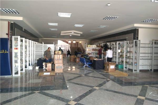 استعدادات معرض أسوان للكتاب 