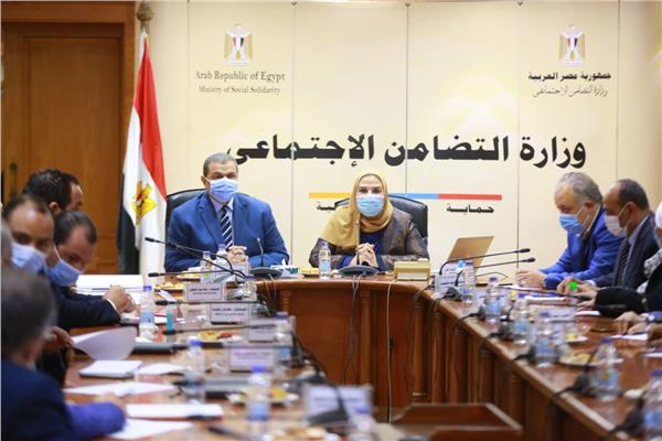 وزيرة التضامن الإجتماعي 