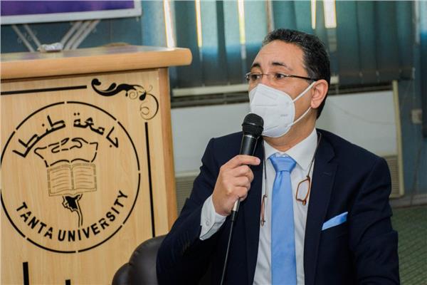 الدكتور ‏حاتم أمين