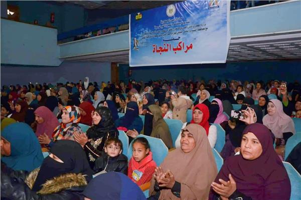التوعية وخلق فرص عمل لمواجهة الهجرة غير الشرعية