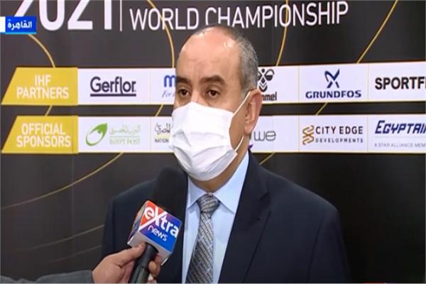  محمد منار ، وزير الطيران المدنى