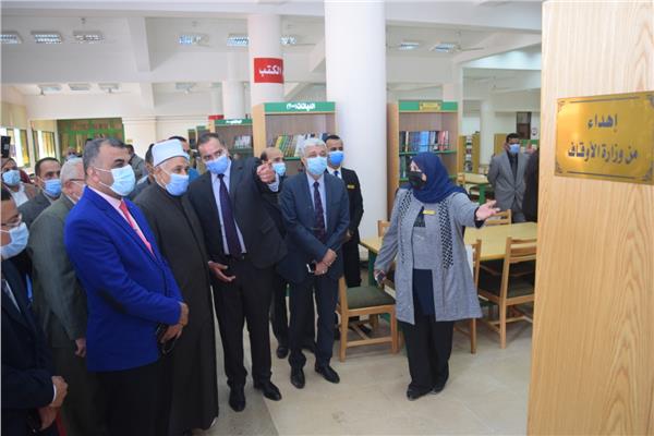 افتتاح المكتبة المركزية بجامعة سوهاج 