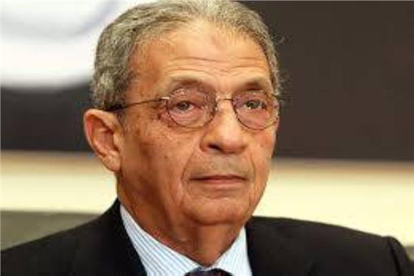 عمرو موسى