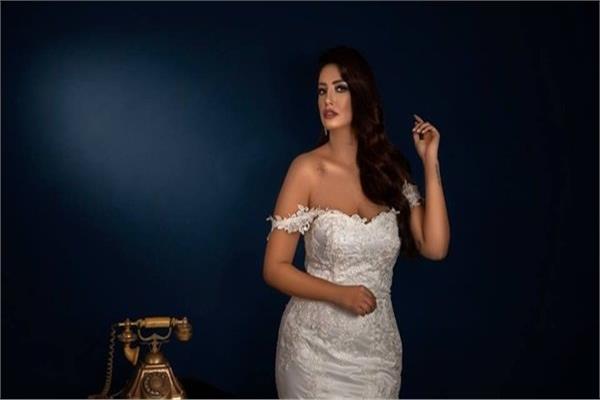 الفنانة الشابة بسنت النبراوي