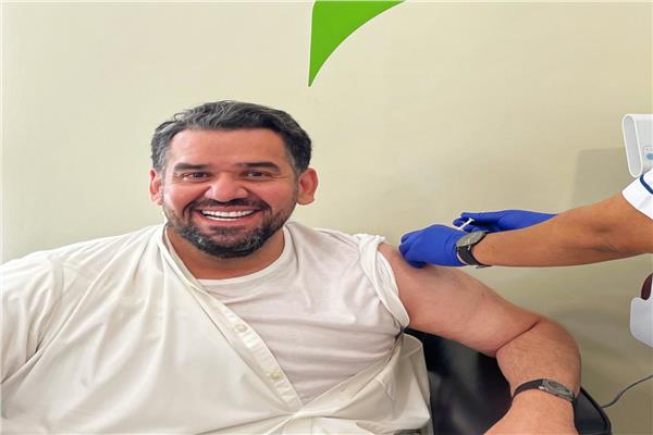 الجسمي يتلقي اللقاح