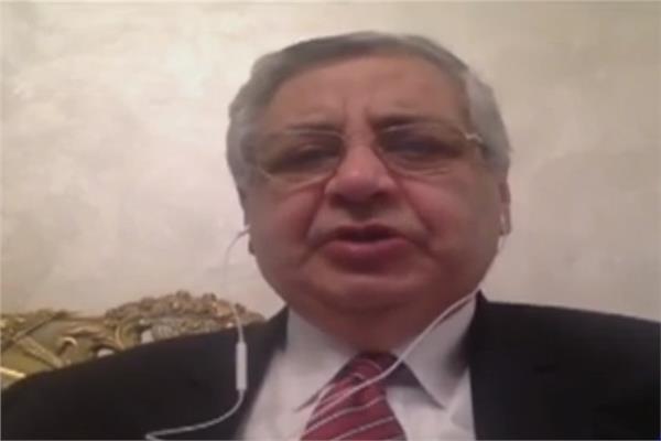 الدكتور عوض تاج الدين