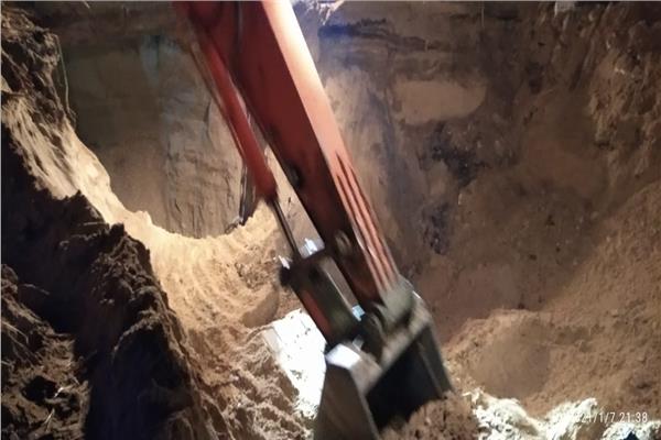 المنقبين عن الآثار
