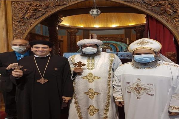  سيامة كاهن بإيبارشية شرق كندا 