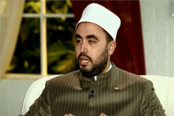 الدكتور عبد القادر الطويل