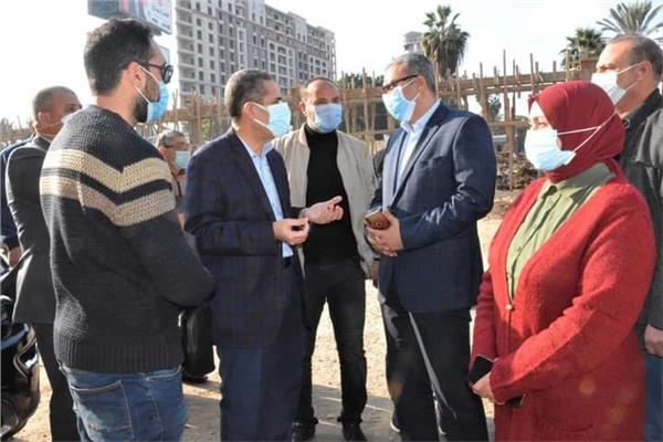 محافظ الغربية ونائبه فى زيارة تفقدية