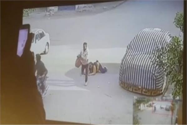  لصان يسحلان محامية لسرقتها بالمعصرة 