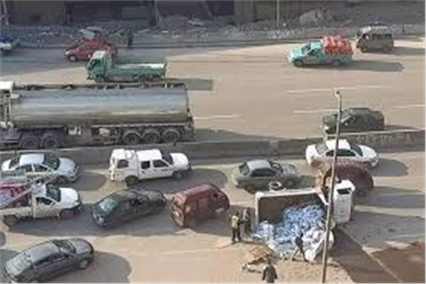 انقلاب سيارة نقل أعلى دائري المريوطية