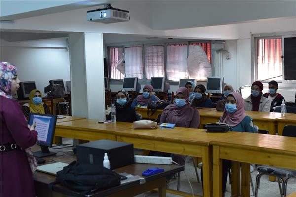  دورات تدريبية لتعلم لغة الإشارة لخدمة الفئات الخاصة 