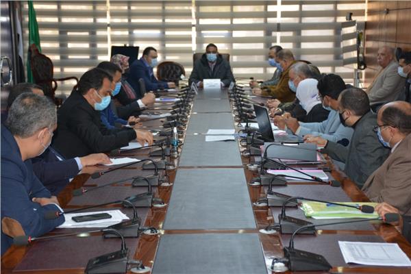  الدكتور أيمن مختار محافظ الدقهلية 