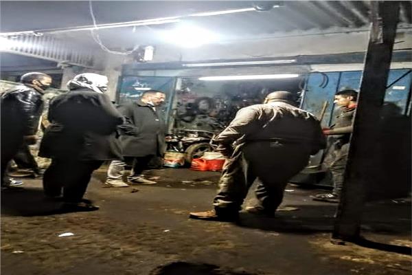 غلق وتشميع 10 محلات ومطاعم وورش غير ملتزمة بمواعيد الغلق بالبدرشين 