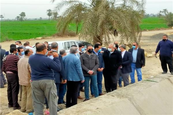جولة وزير الموارد المائية والري