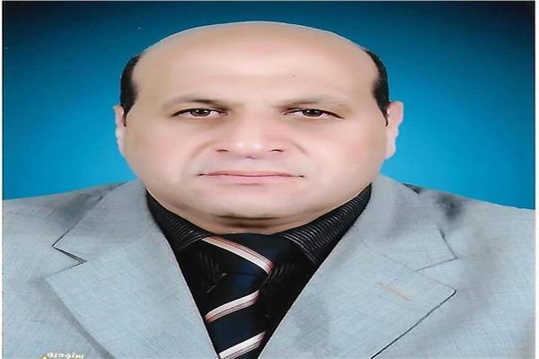 وكيل وزارة التربية والتعليم بالقليوبية الدكتورالسيد الفيومي 