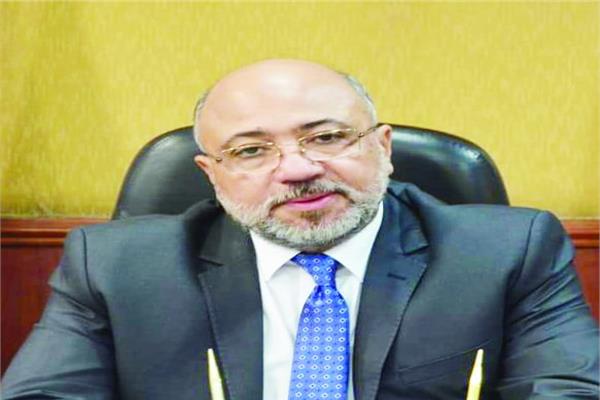 المستشار حسام عبدالعزيز