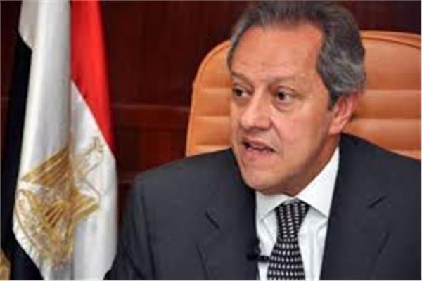 منير فخرى عبد النور