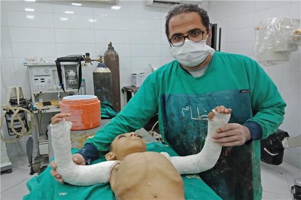 إصلاح الطرفيين العلويين لطفل عمره 9 سنوات